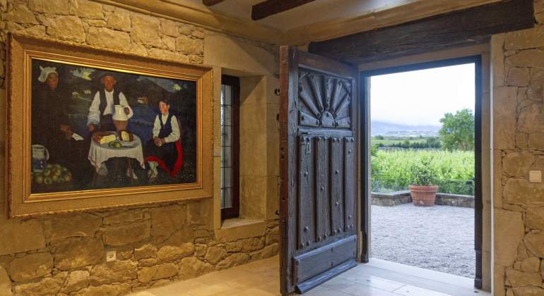 Bodegas Murúa art collections.