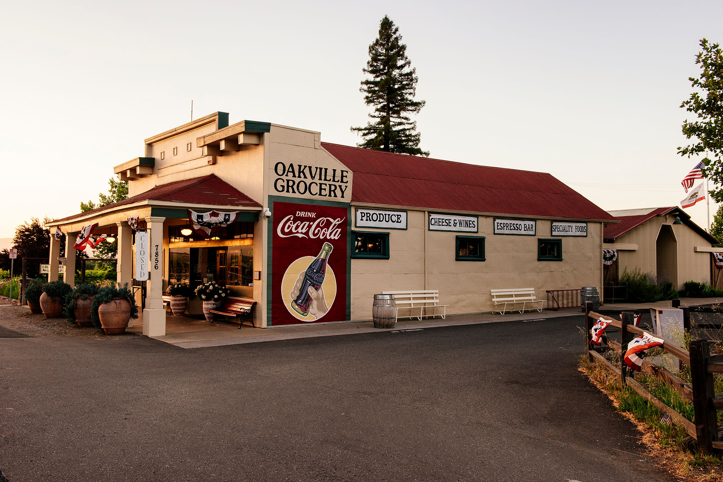 Oakville Grocery & Wine Merchant