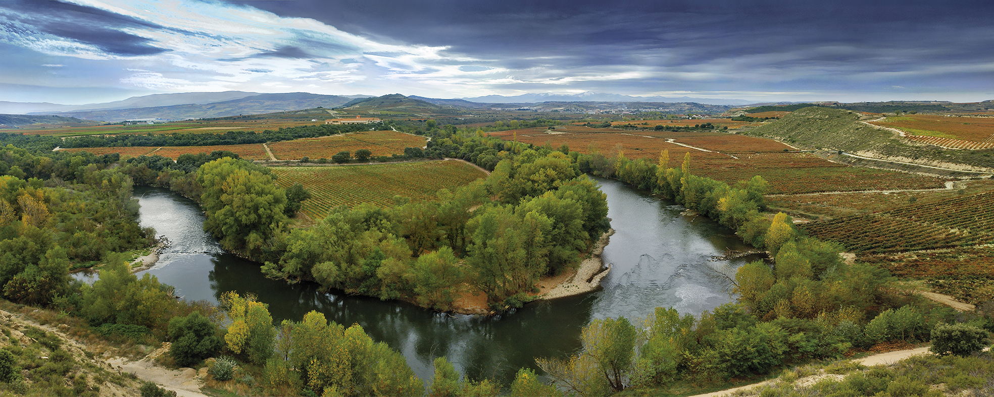 Experience the Beauty of the Ebro River Valley with Bodegas Valdelana