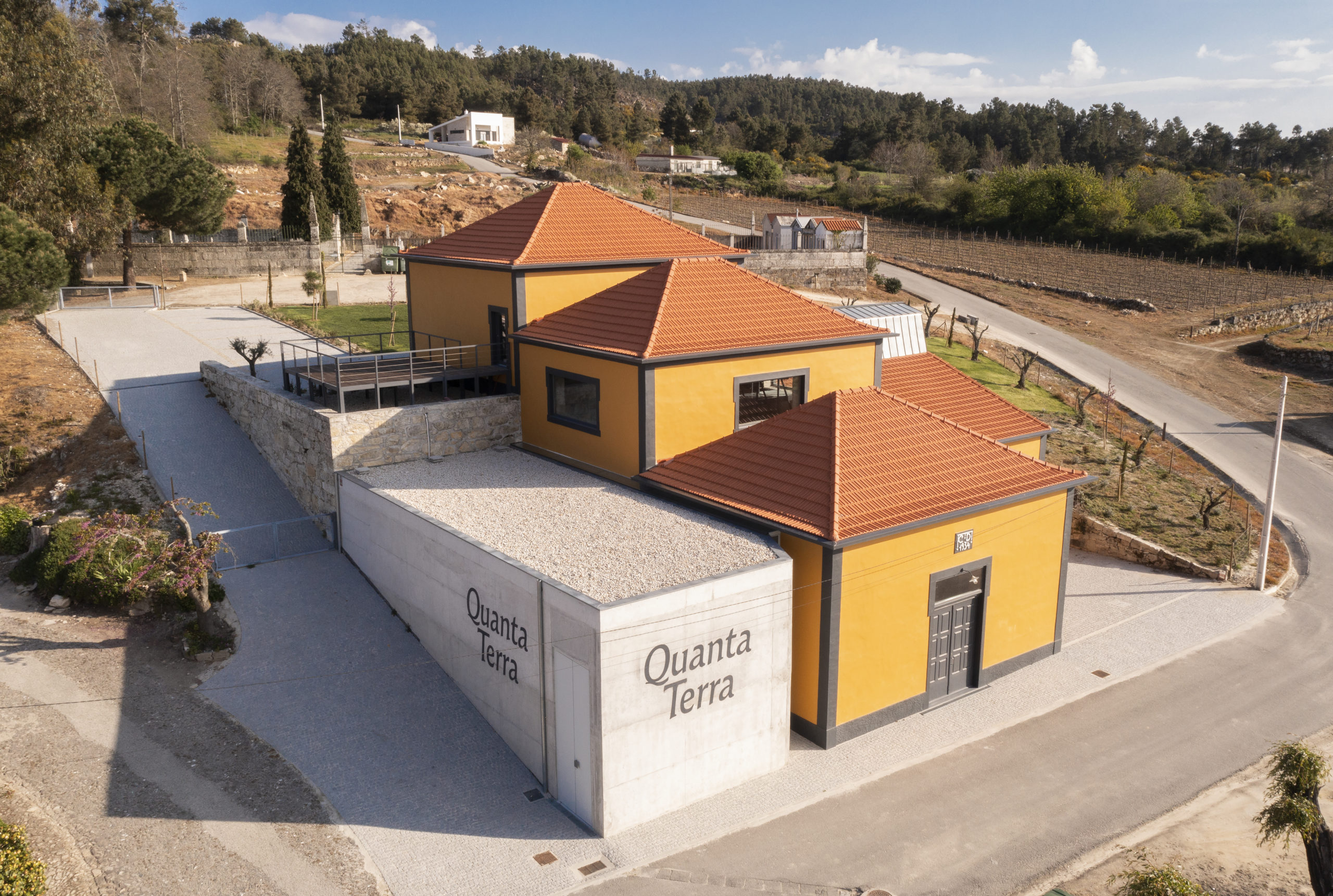 Quanta Terra Douro: a creative estate where wine meets art and culture